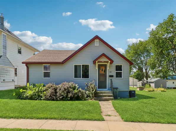 204 Grand St, Guthrie Center, IA 50115