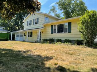 78 Mendota Dr, Rochester, NY 14626