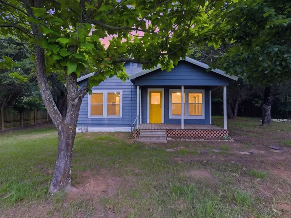1821 N State Highway 19, Emory, TX 75440