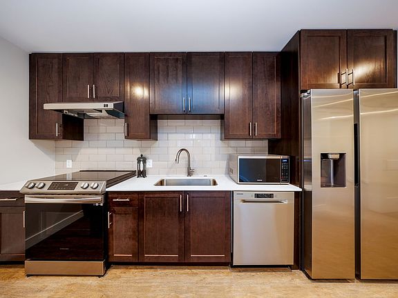 3rd image of 111 W Lamme St #301