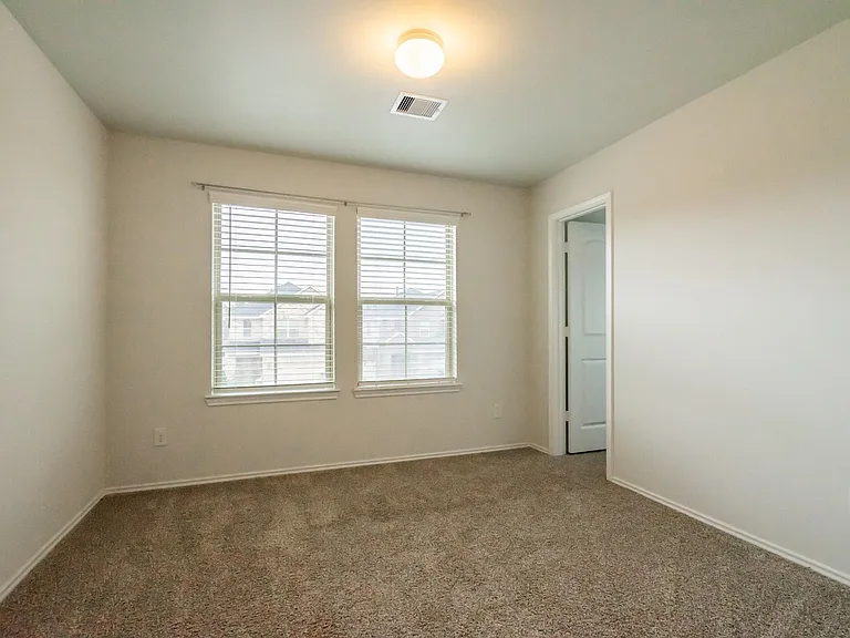 16856 Pink Wintergreen Dr — Photo 23