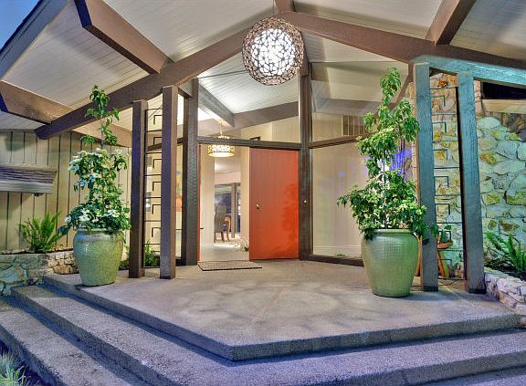 5th image of 50 Valencia Ct