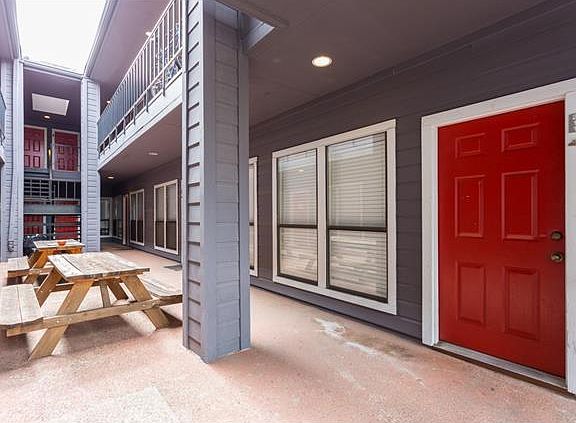 3rd image of 2804 Rio Grande St APT 204