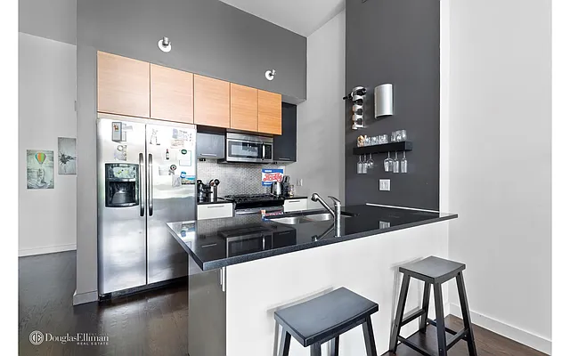 Rented by Douglas Elliman | media 15