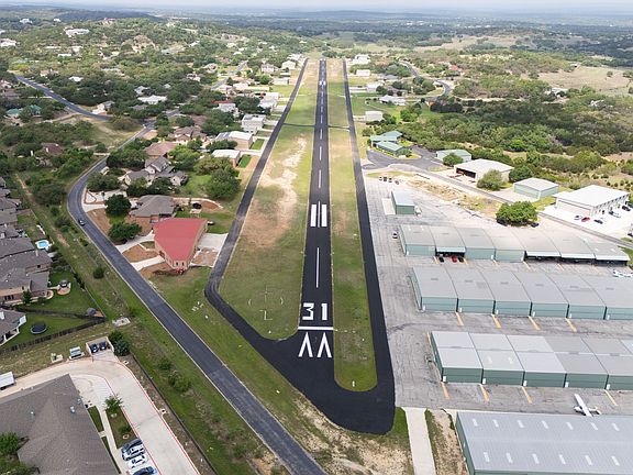 4th image of 819 Flightline