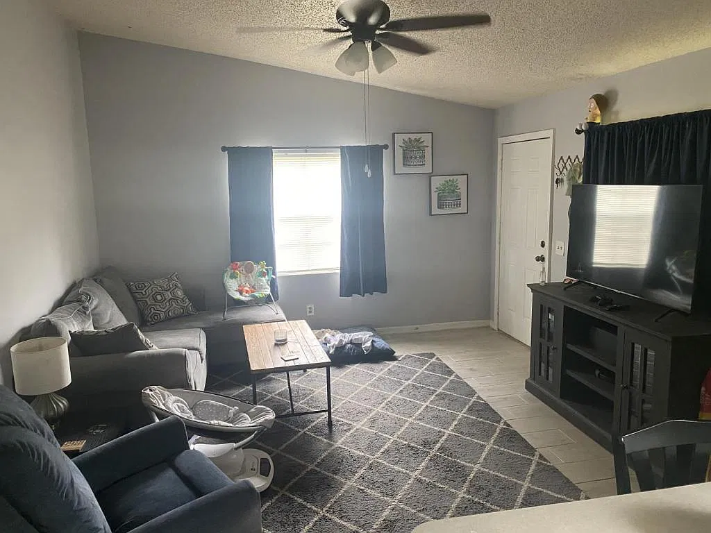 474 N Sams Point — Photo 1