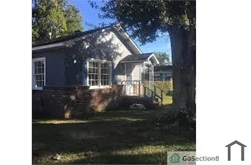 1301 Olive St Photo 1