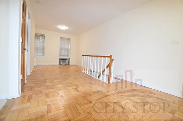 Rented by City Stop Realty | media 12