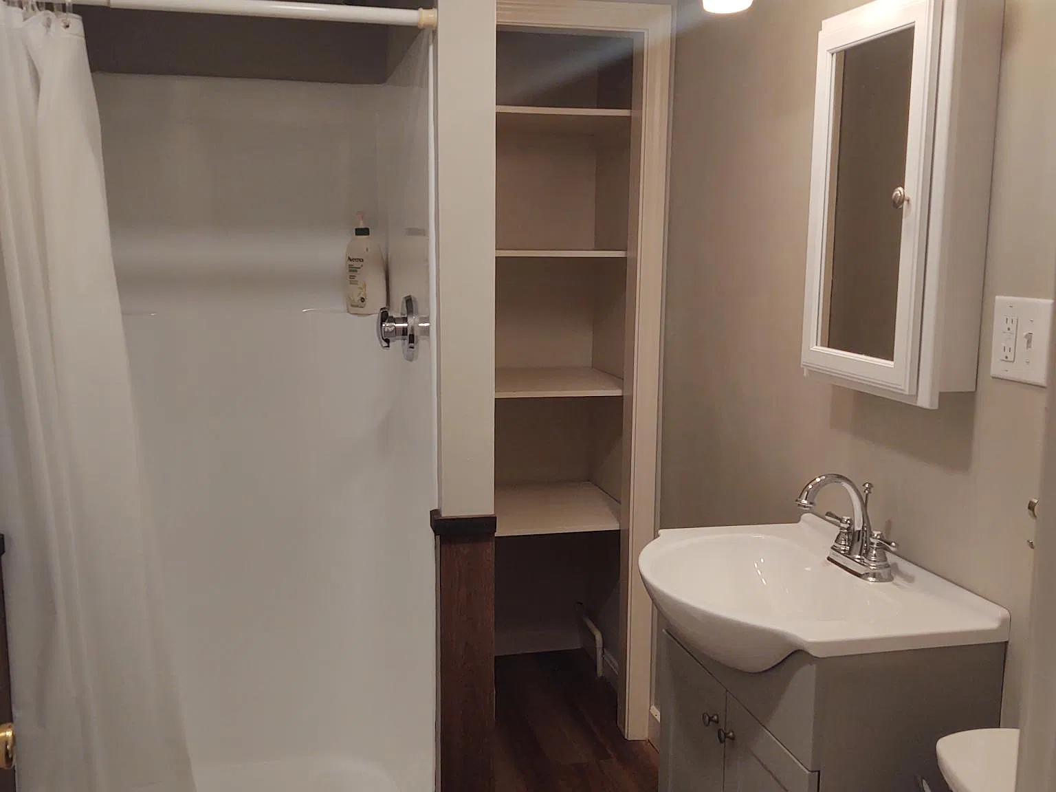 3 Joseph St — Photo 2