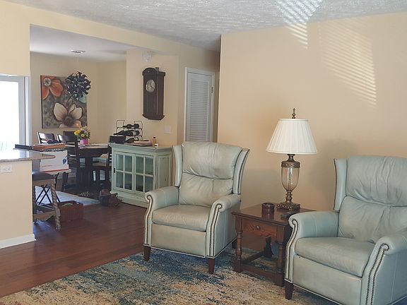 4th image of 703 16th Ave S
