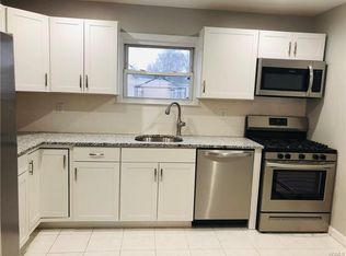 38 Elmwood Dr, New City, NY 10956