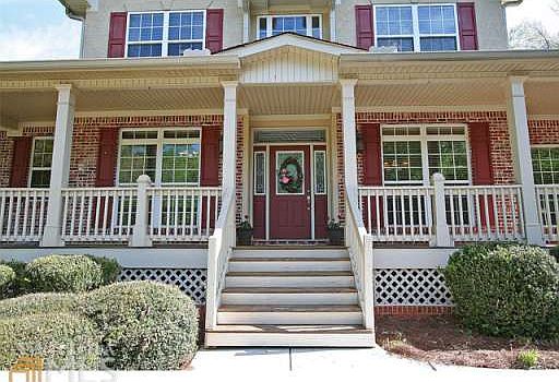 4th image of 225 Saint Andrews Ct