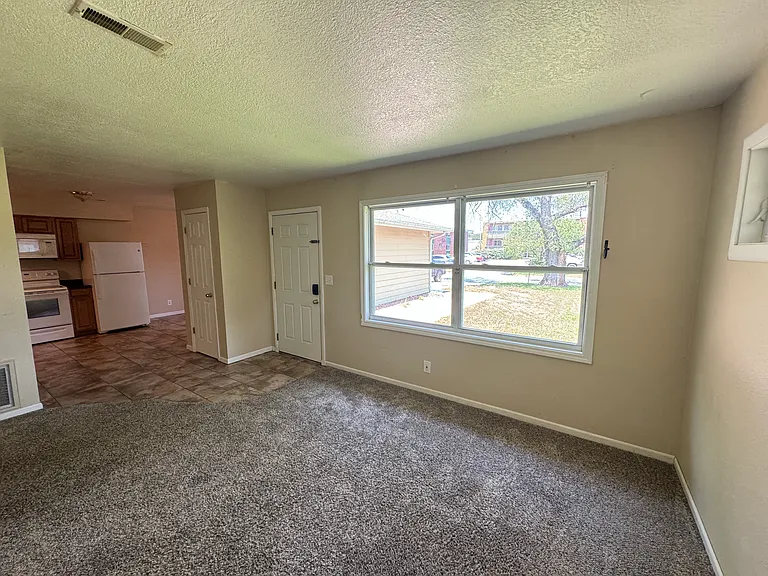 1011 W 24th St #1011 — Photo 9
