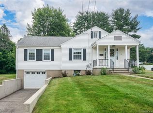 36 Two Stone Dr, Wethersfield, CT 06109