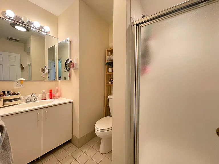 4 Davis Ave #1A — Photo 14