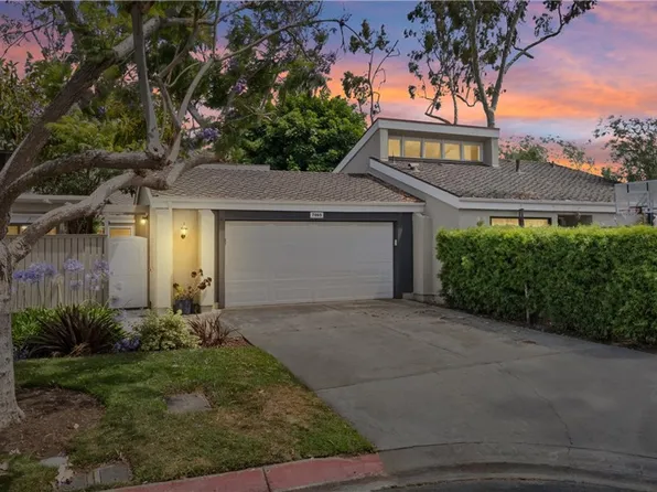 7065 Seal Cir, Huntington Beach, CA 92648