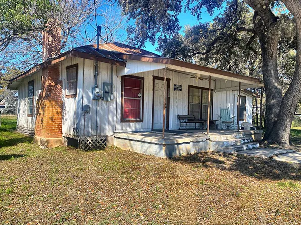 200 E 2nd St, Camp Wood, TX 78833