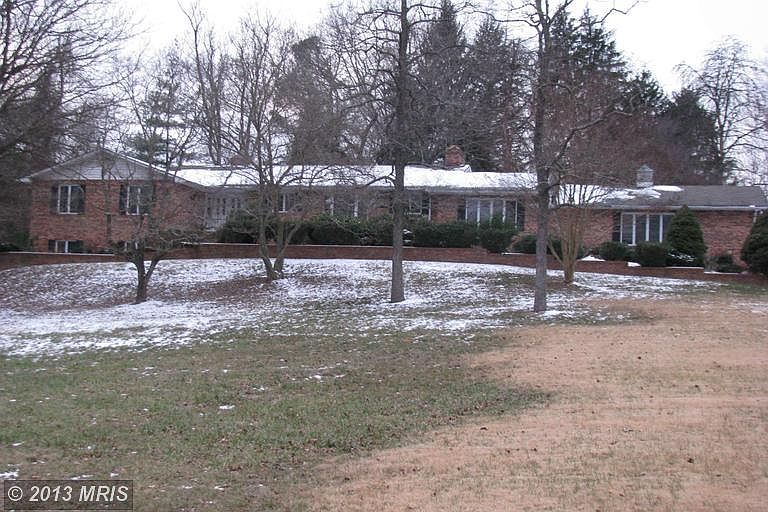 2nd image of 3111 Eton Dr