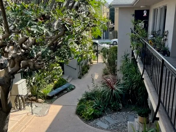 307 Cherry Ave APT 8, Long Beach, CA 90802