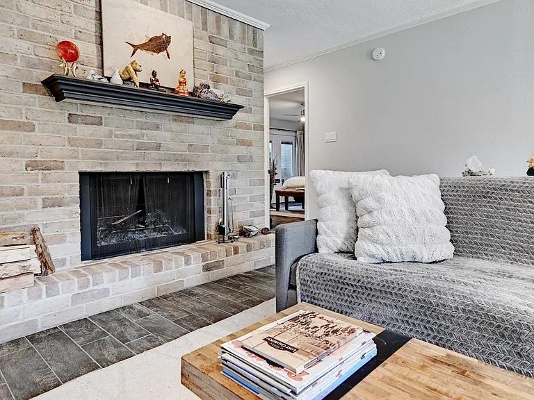 11133 Pinehurst Dr #C — Photo 6