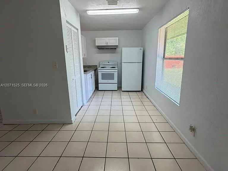 919 NW 2nd Ave #3 — Photo 4