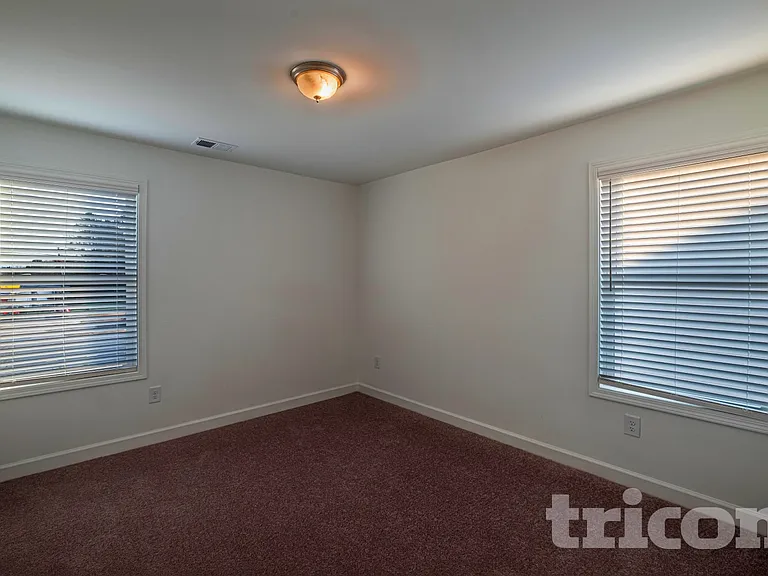 181 E Ridge Way — Photo 17