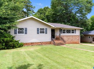 1905 Longview Dr, Bessemer, AL 35023