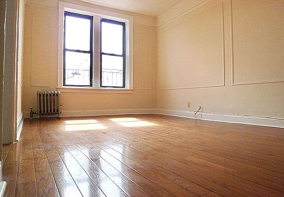 3rd image of 34-06 32nd St #28