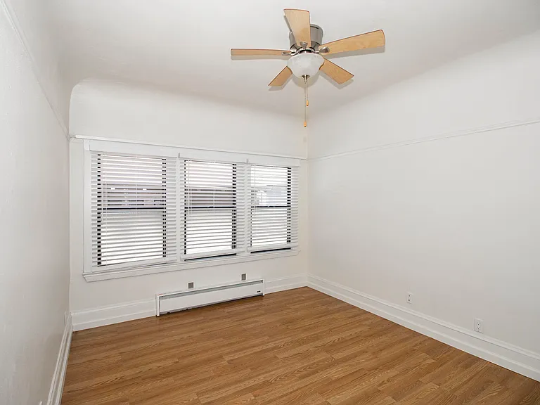 Vue De Lac Apartments — Photo 20
