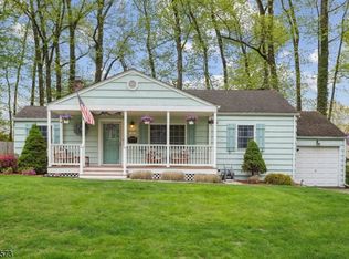 2360 Seneca Rd, Scotch Plains, NJ 07076