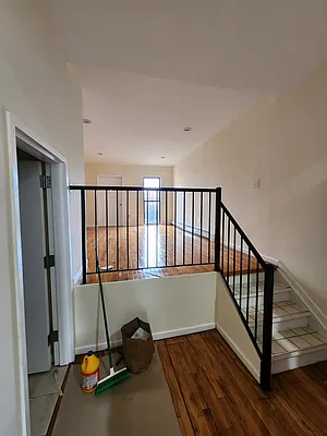 Rented by Mallory Management Corp | media 2