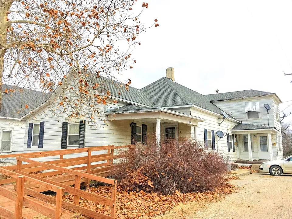 114 N Plum St.