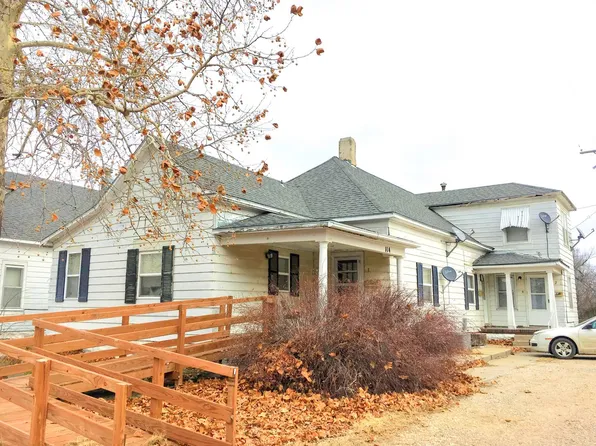 114 N Plum St., 114 N Plum St APT 3, Hutchinson, KS 67501