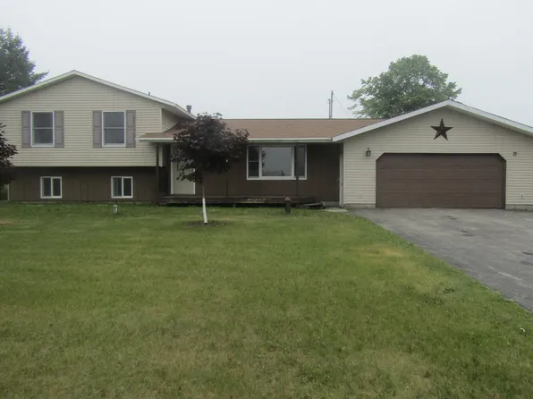 5775 Darga Hwy, Posen, MI 49776