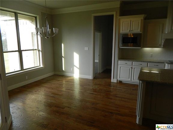 4th image of 463 Creekside Dr