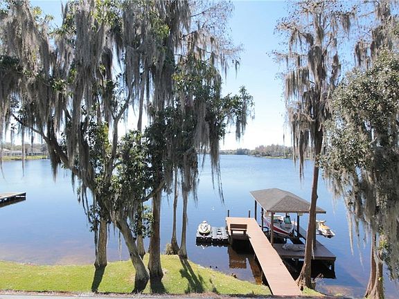 4th image of 15315 Lake Maurine Dr