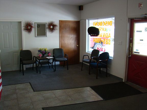 3rd image of 906 Perkins St