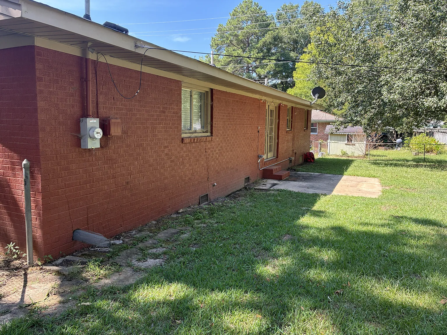 3 bed, 1167 sqft, $1,550 — Photo 2