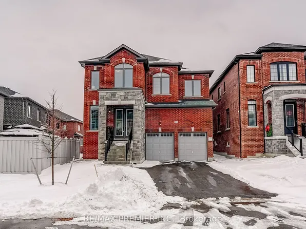 223 Fallharvest Way, Whitchurch Stouffville, ON L4A 5C2
