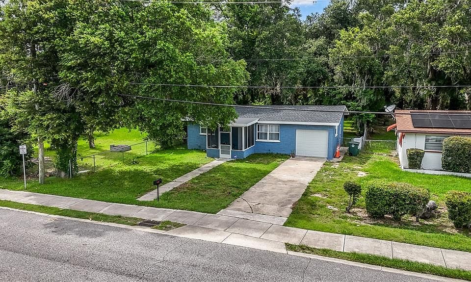 1st image of 906 Magnolia Ave