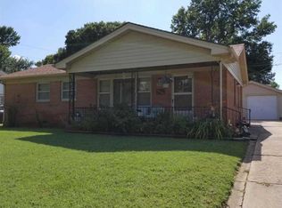 531 S Derby Ave, Derby, KS 67037