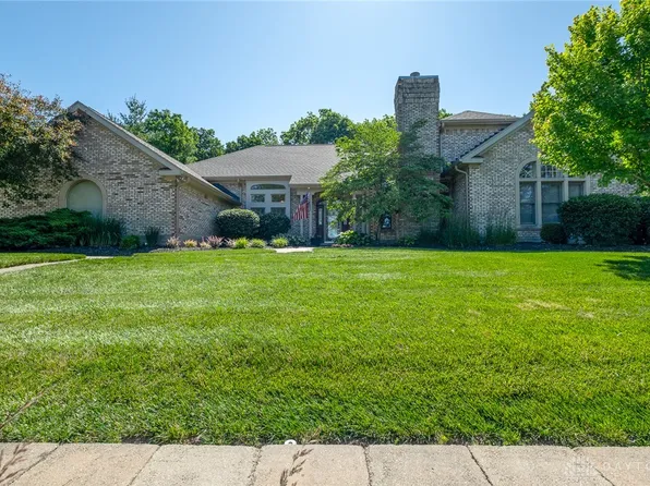 572 Towncrest Dr, Dayton, OH 45434