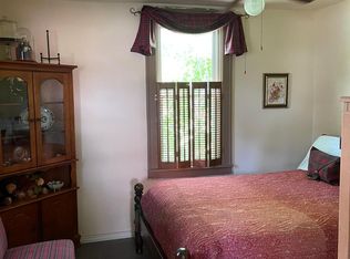 411 N Main St, Winthrop, MN 55396