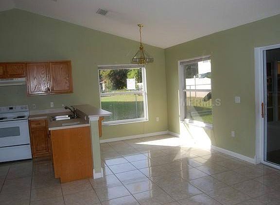 3rd image of 448 Lark Ct