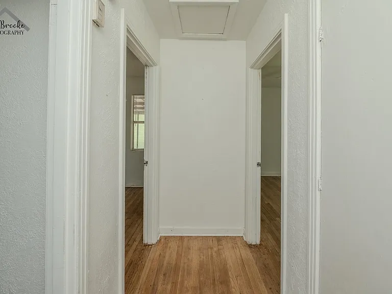 3202 Grant St — Photo 11