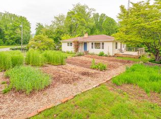 104 Justice Ridge Rd, Candler, NC 28715