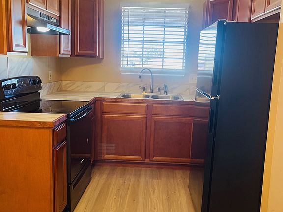 4th image of 208 10th St #62004039