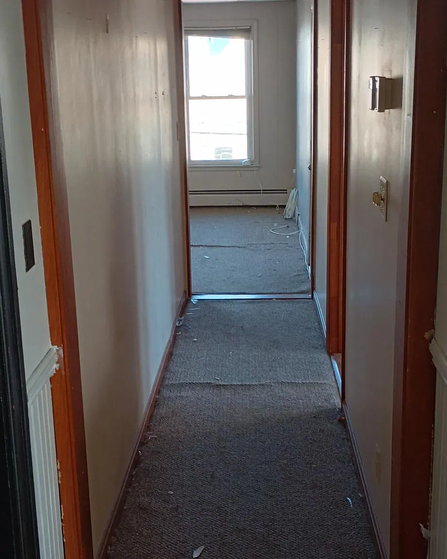 4 bed, 1300 sqft, $2,200 — Photo 4