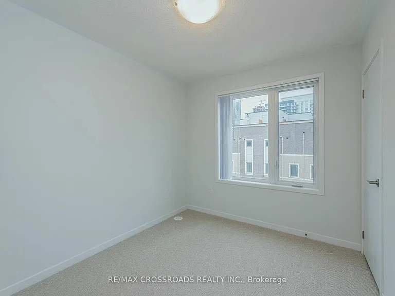 140 Honeycrisp Cres #292 — Photo 22