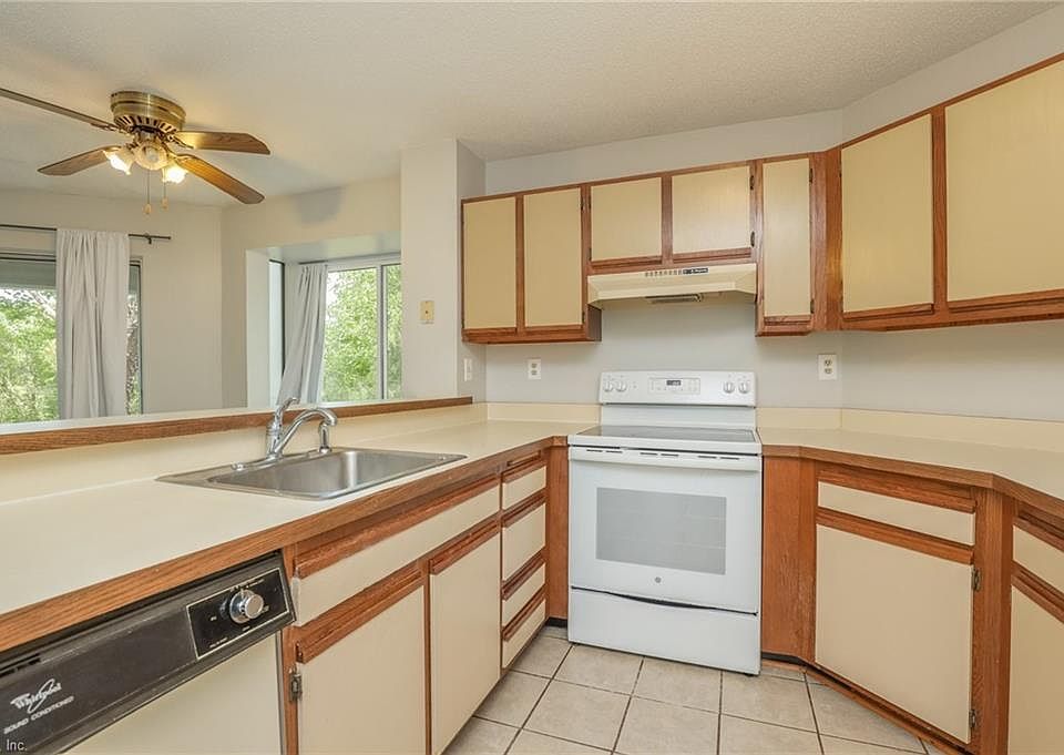 1st image of 4704 Teal Duck Ct